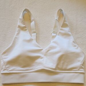Fabletics All Day Bra - Size M - White